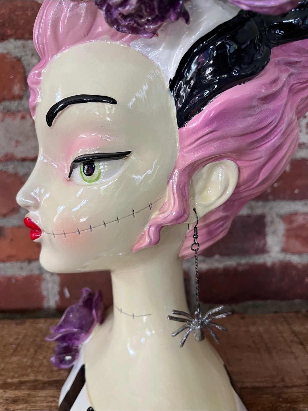 Bella lux bride of Frankenstein bust - Picture 13 of 16